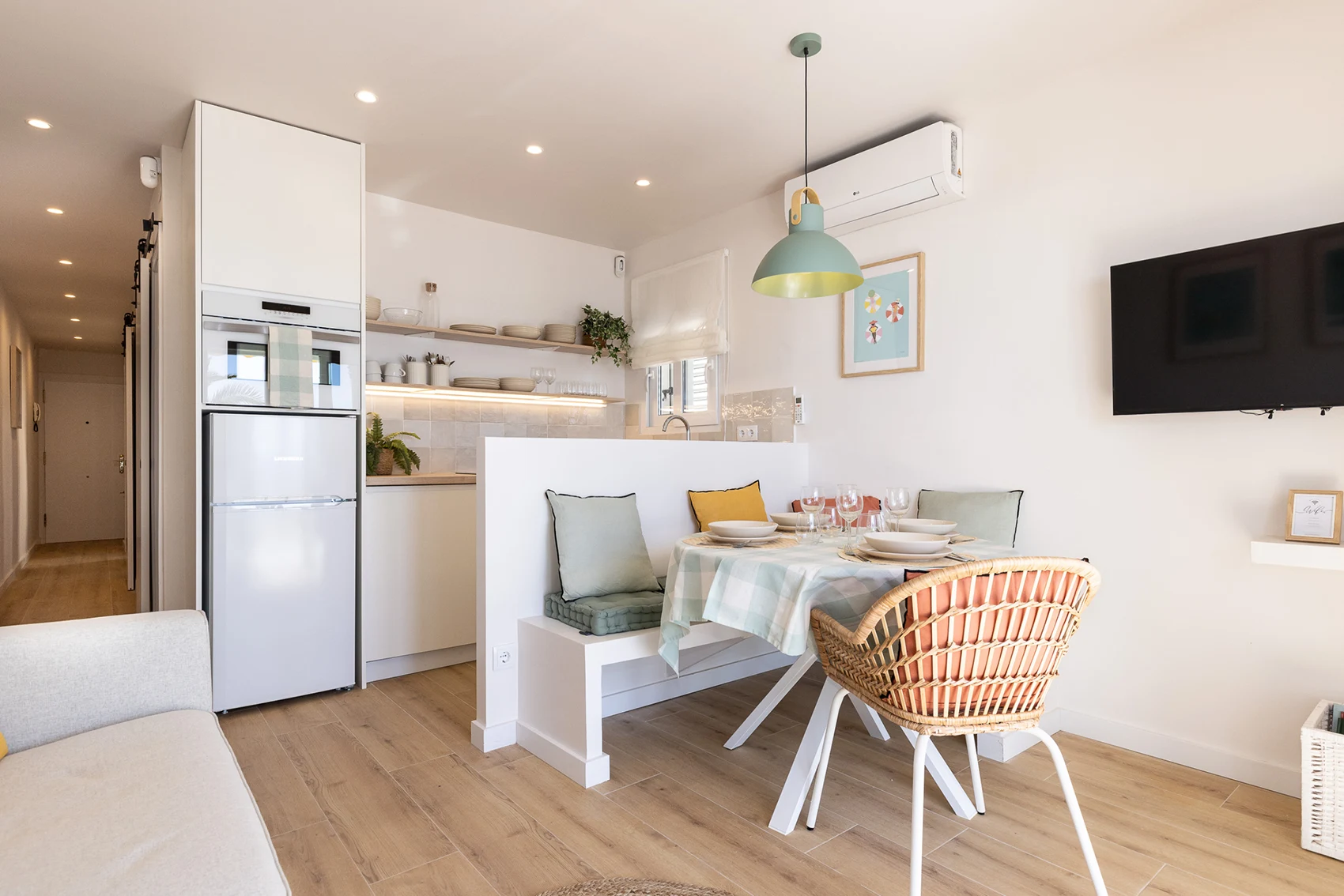 comedor apartamento salou