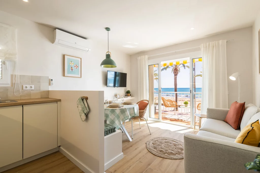 salon cocina apartamento salou
